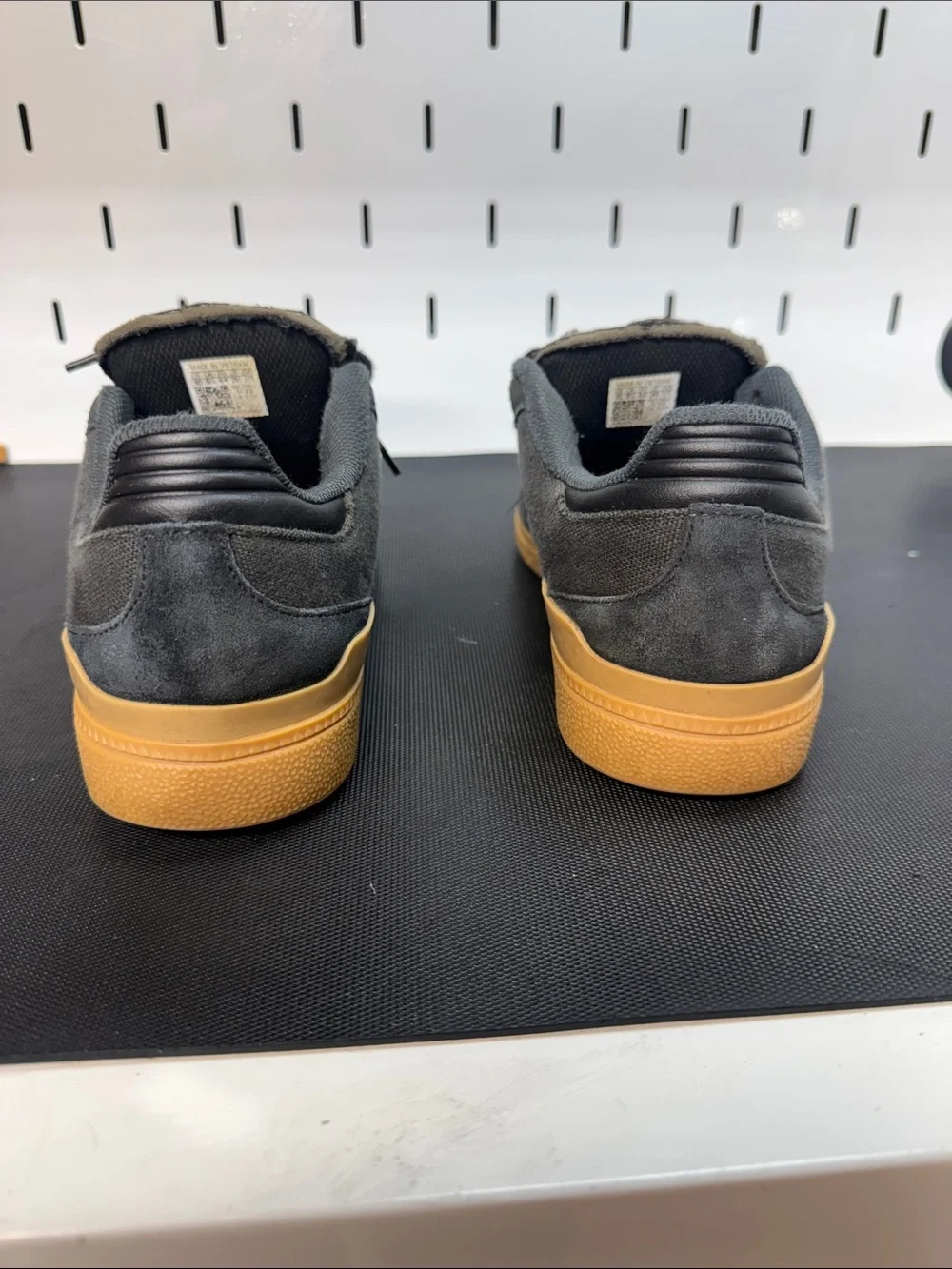 adidas size 10